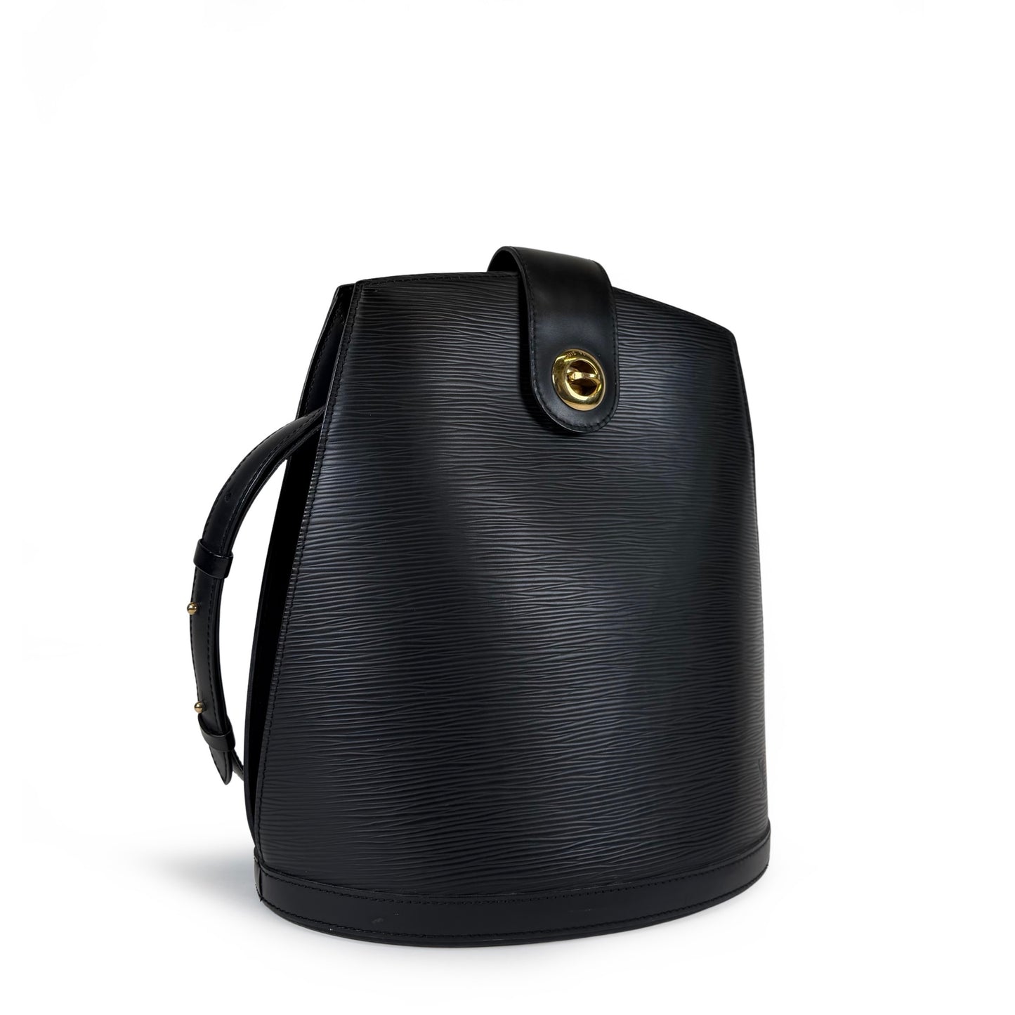 Louis Vuitton Cluny Bucket Bag