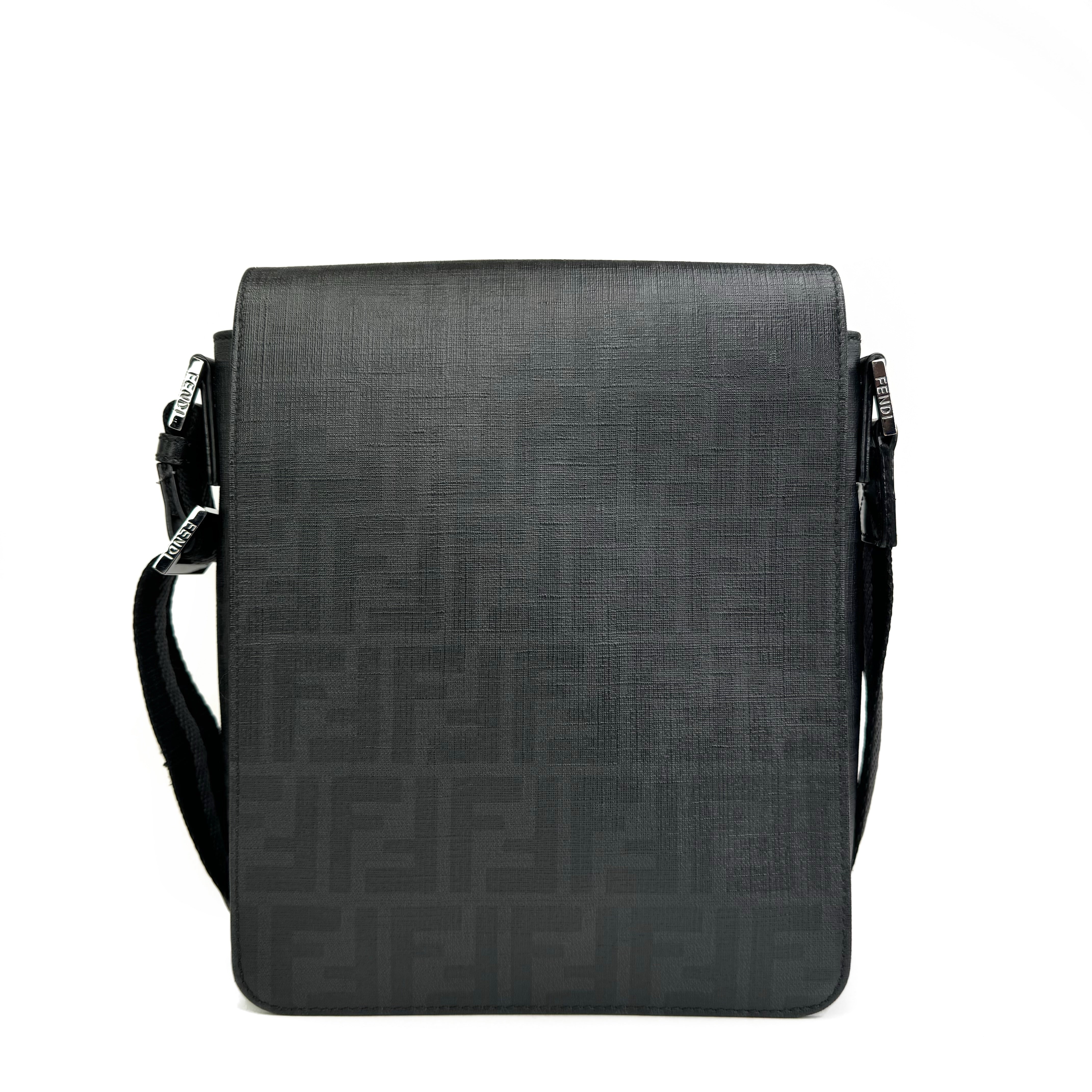 Fendi messenger deals