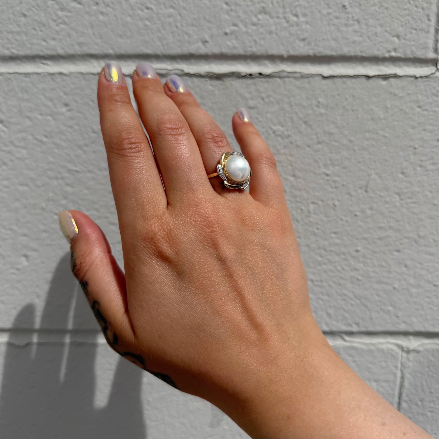 Mabe Cultured Pearl & Diamonds Gold Ring