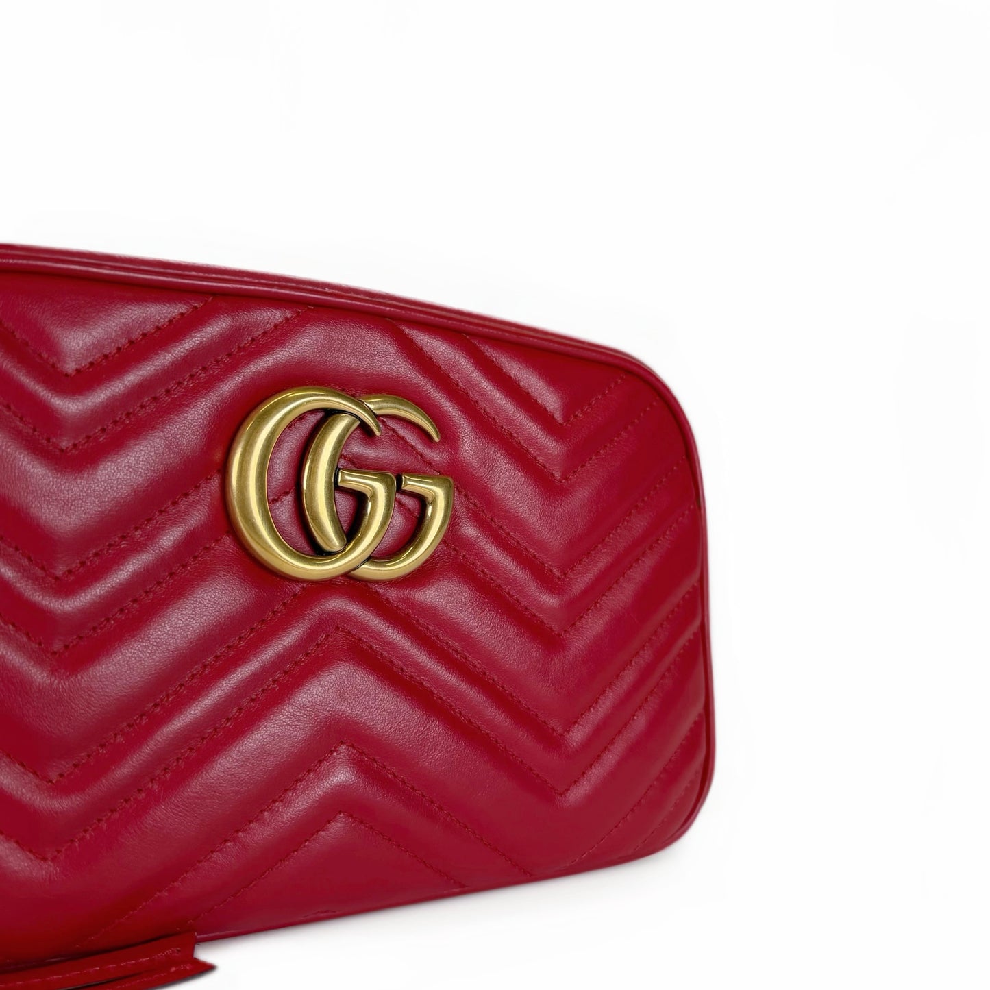 Gucci GG Marmont Matelassé Camera Bag