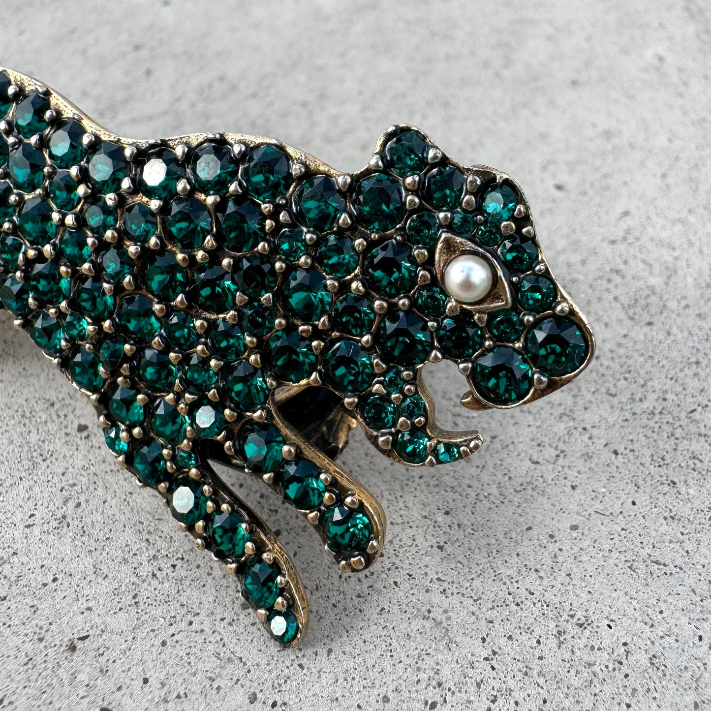 Gucci Crystal Panther Two-Finger Ring