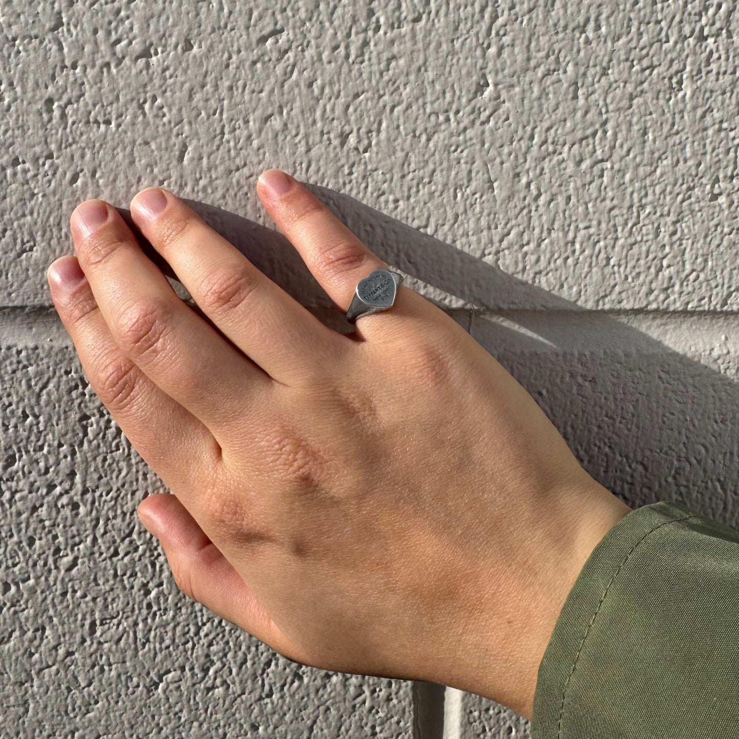 Tiffany & Co. Return To Tiffany Heart Signet Ring