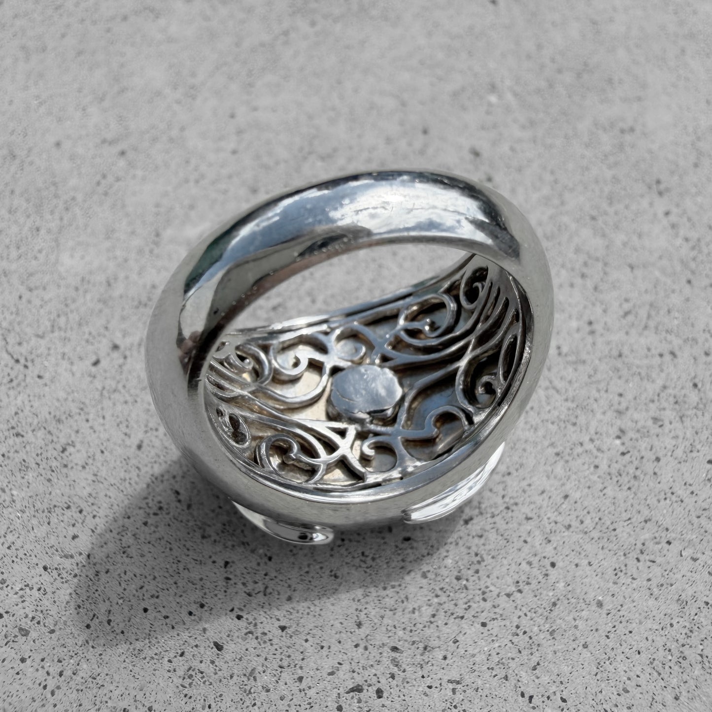 Aquamarine & Diamonds White Gold Ring