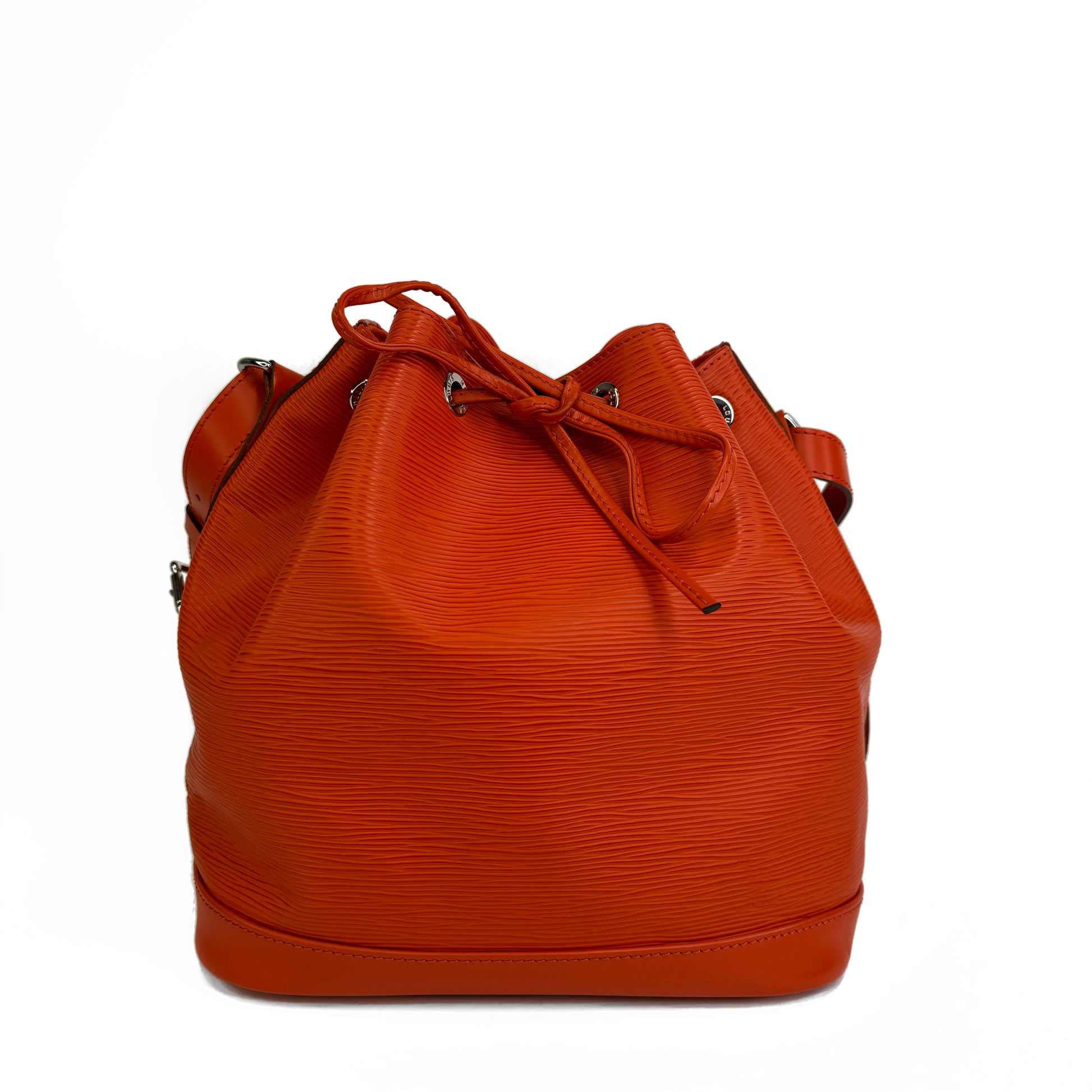 Lv noe 2025 bucket bag