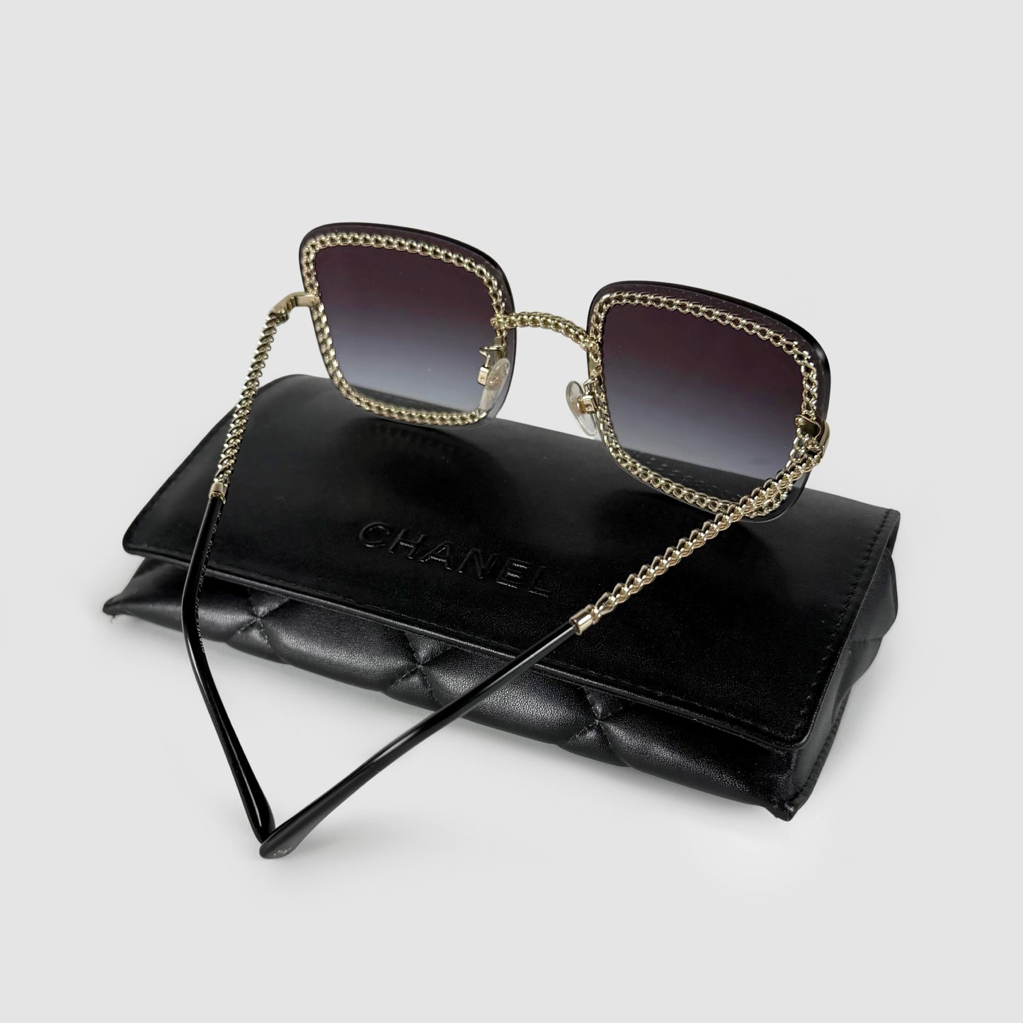 Chanel CC Chain Square Gradient Sunglasses