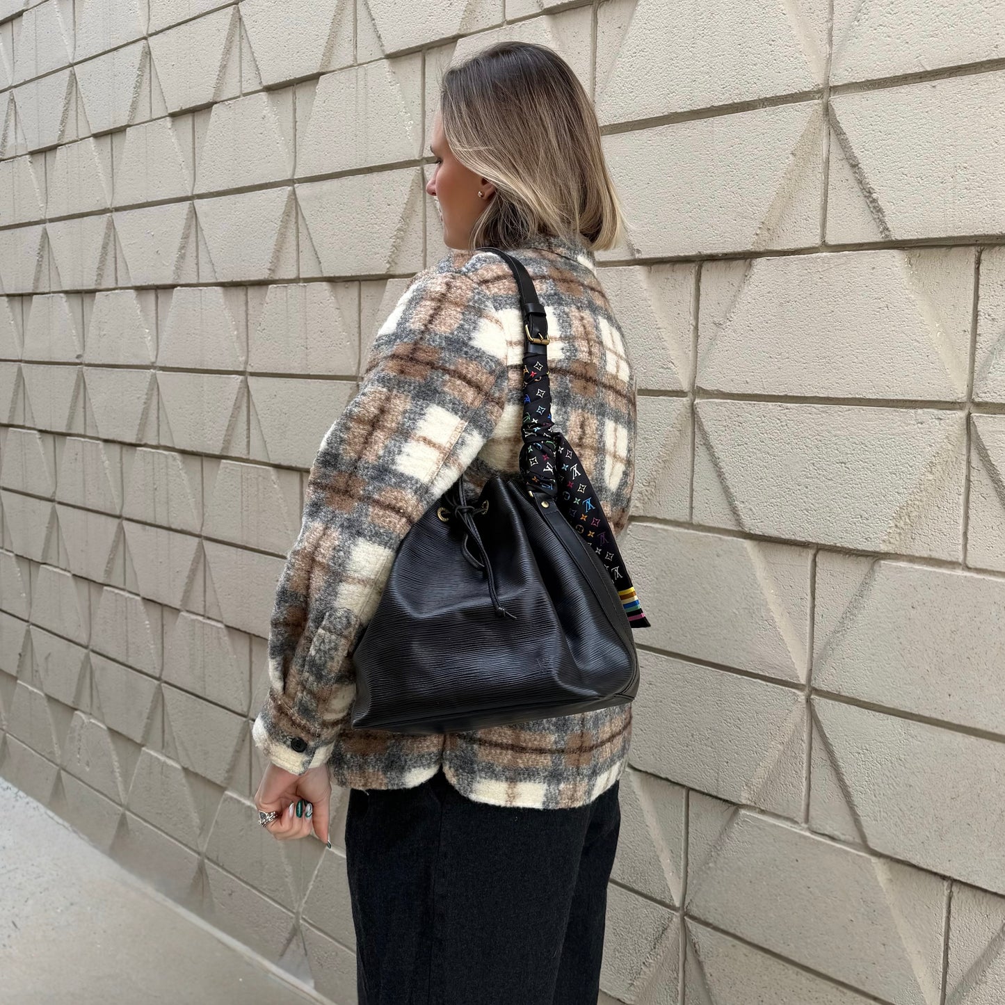 Louis Vuitton Neo Noe Bucket Bag
