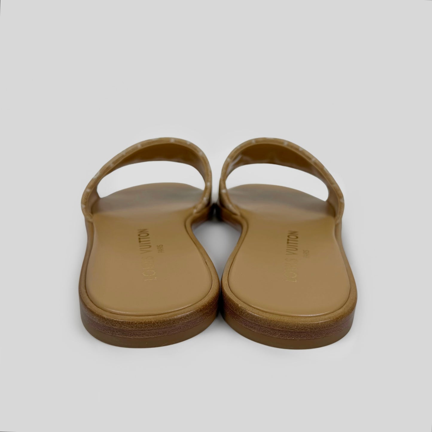 Louis Vuitton Raffia Lily Flat Mules