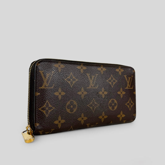 Louis Vuitton Monogram Zippy Wallet