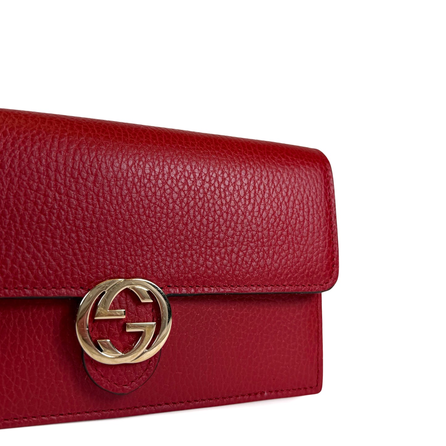 Gucci Interlocking G Wallet on Chain