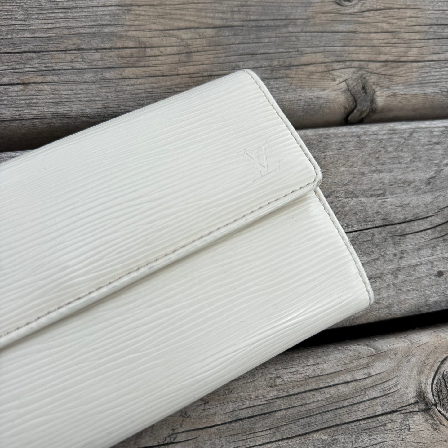 Louis Vuitton Epi Leather Sarah Wallet