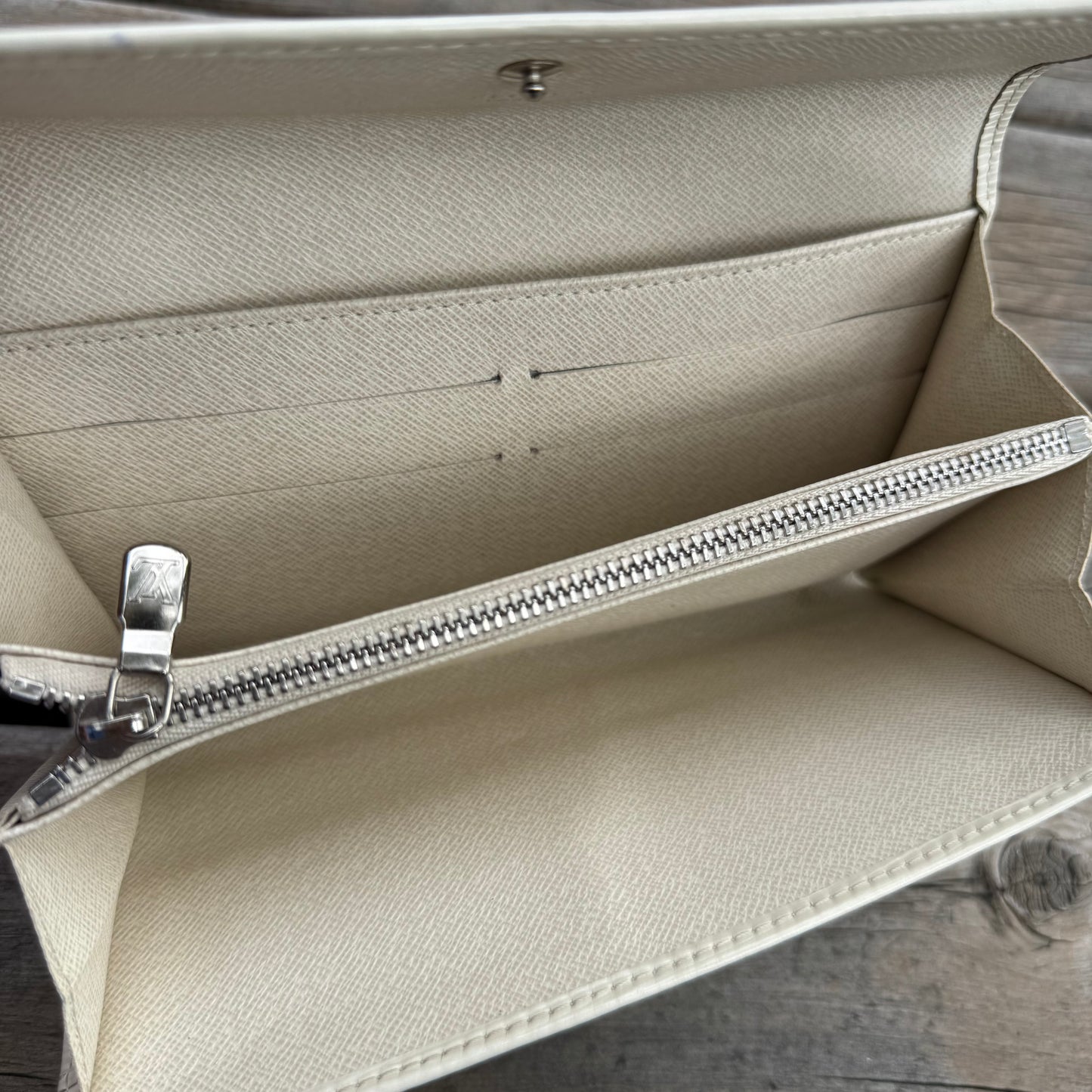 Louis Vuitton Epi Leather Sarah Wallet
