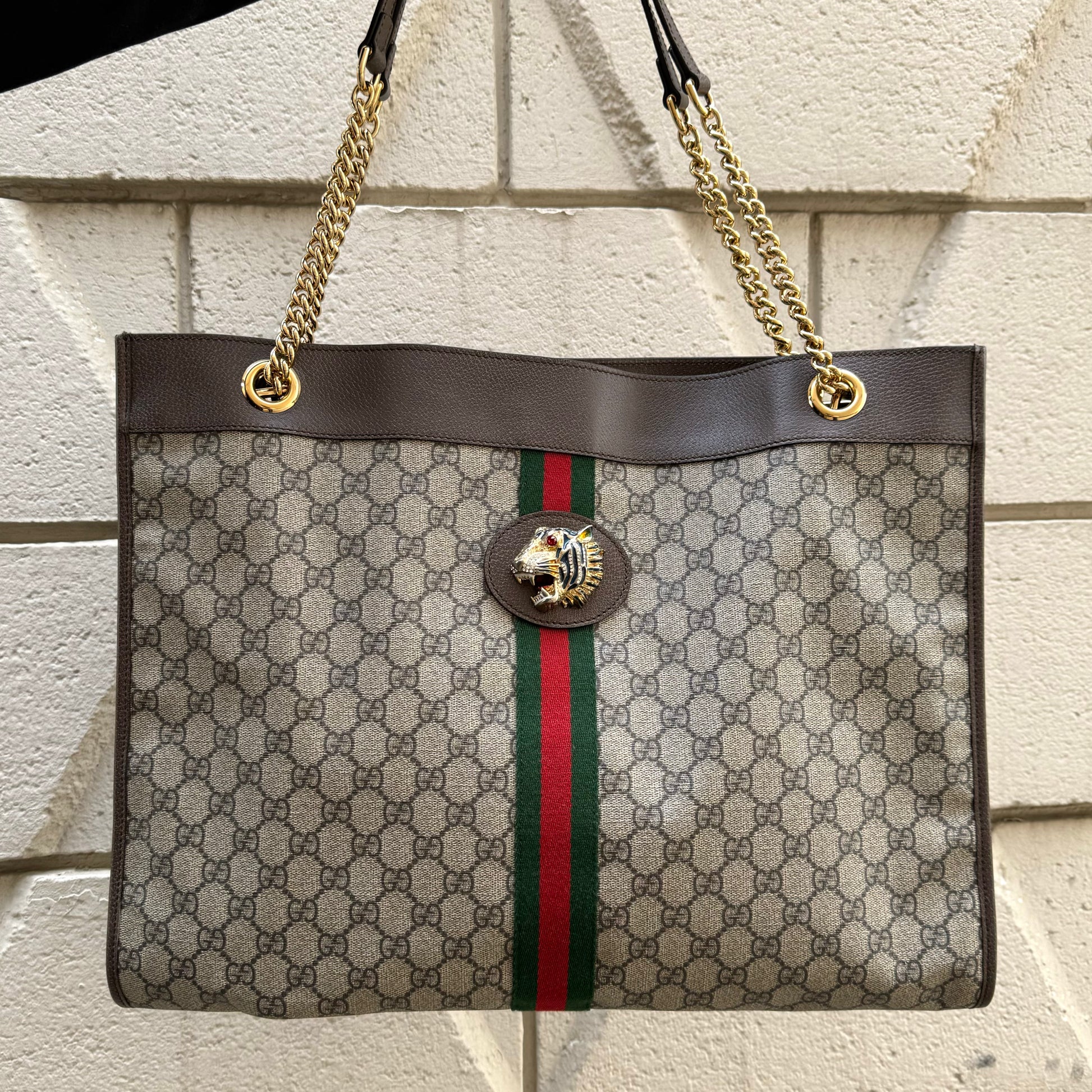 Gucci logo supreme canvas tote sales