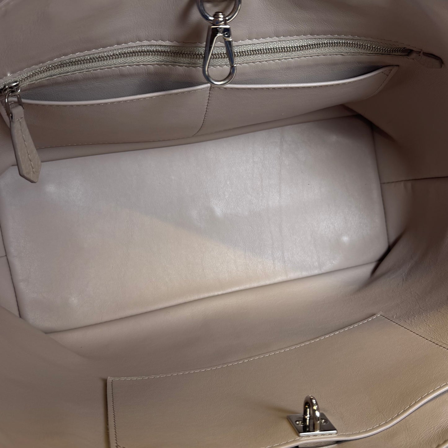 Louis Vuitton Taurillon Pernelle Tote Bag