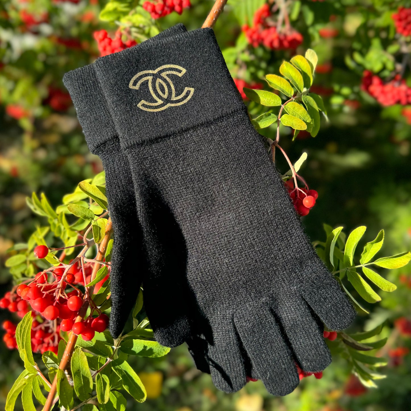 Chanel Cashmere Knit Gloves