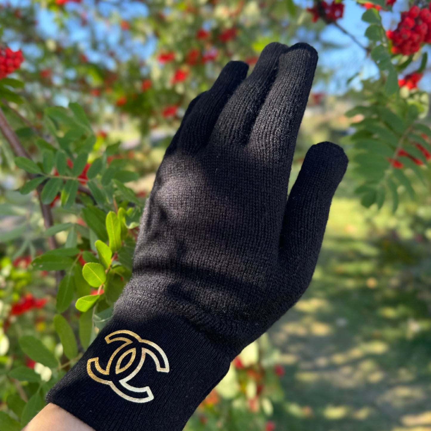 Chanel Cashmere Knit Gloves