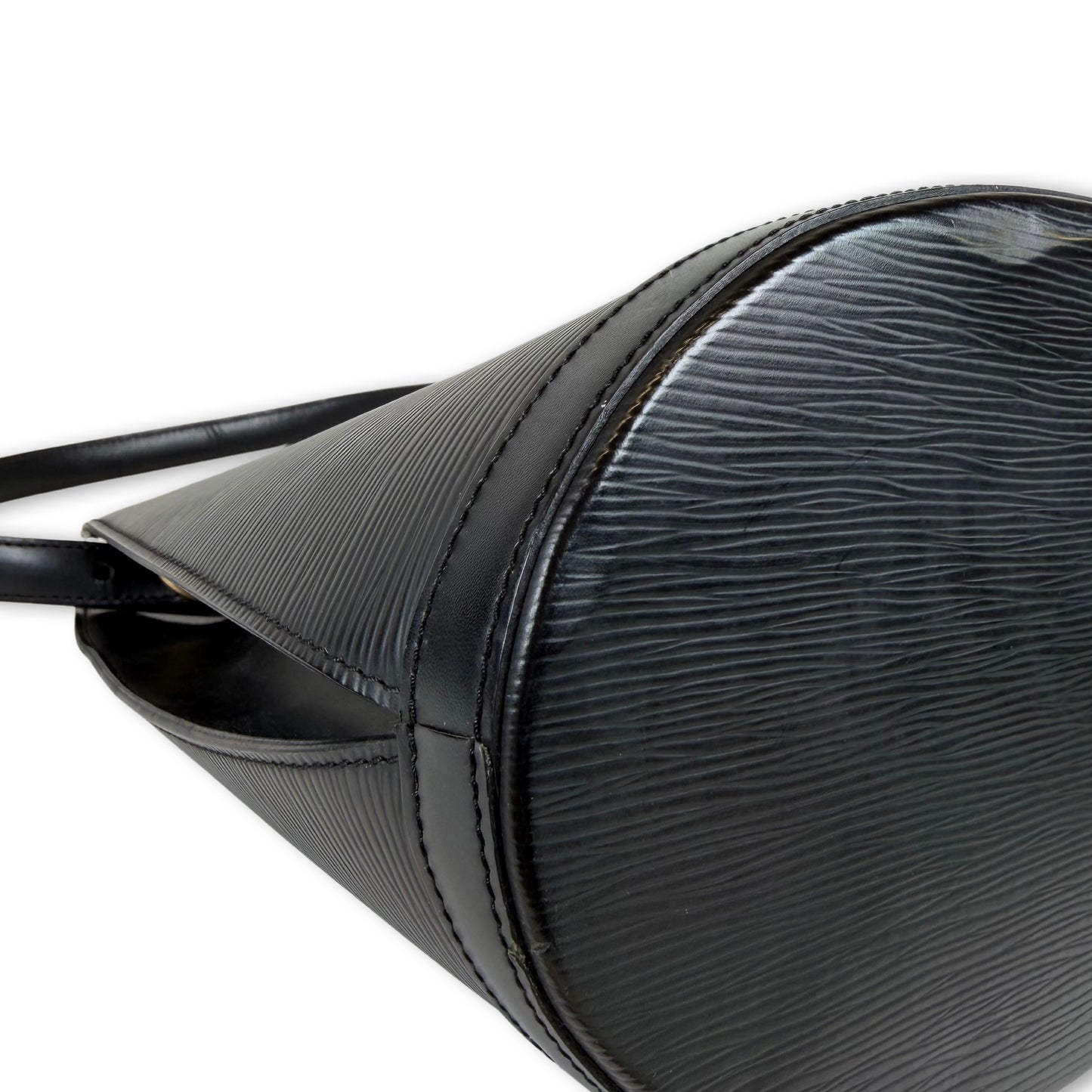 Louis Vuitton Cluny Bucket Bag