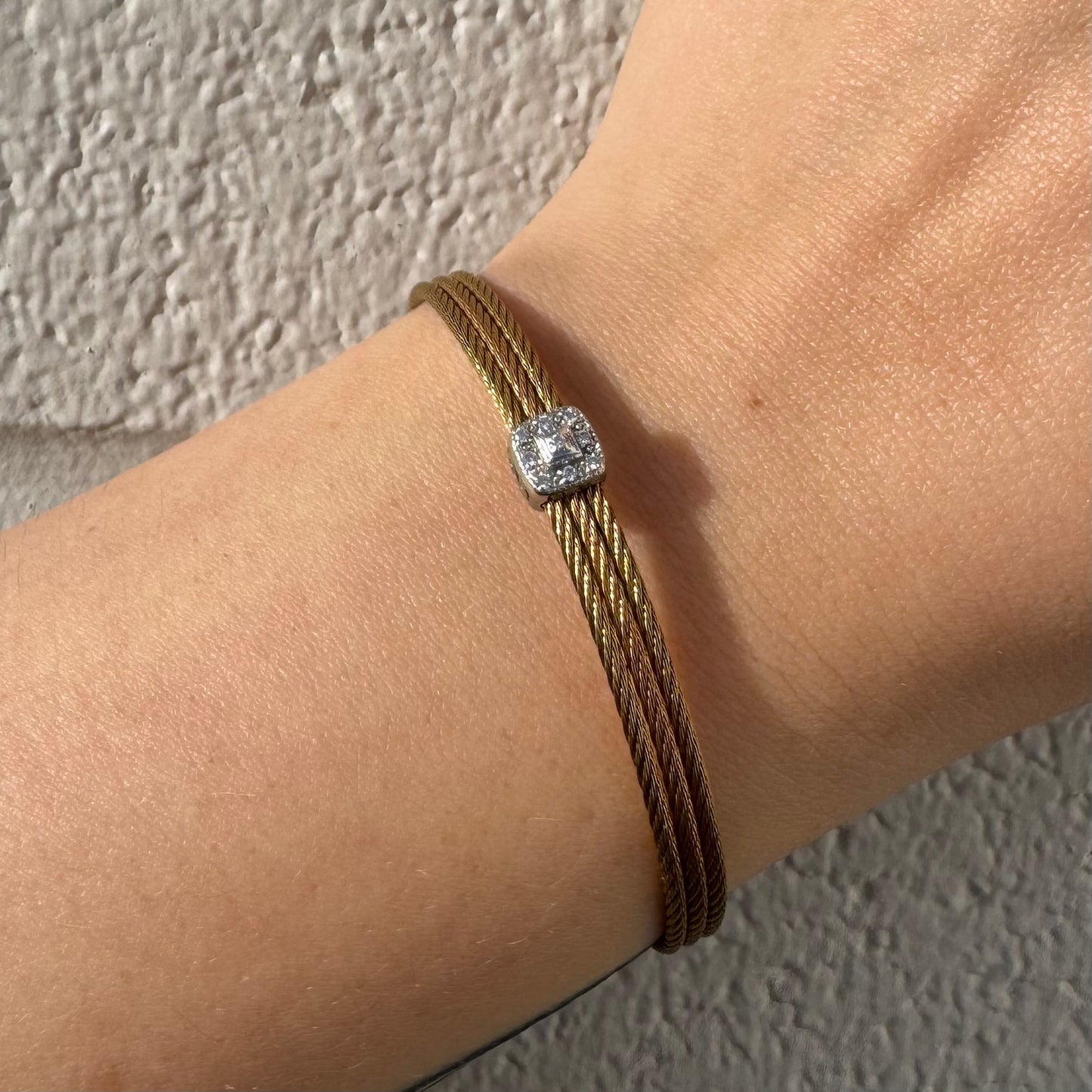 Alor Stackable Bracelet