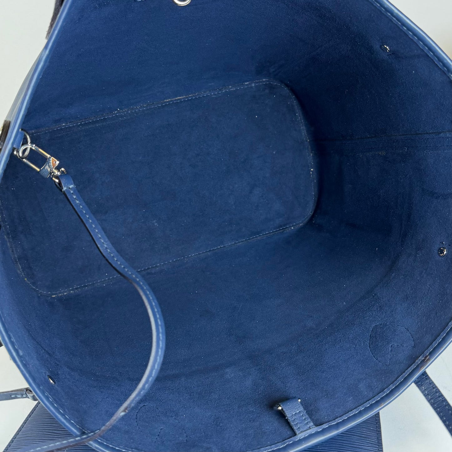 Louis Vuitton Neverfull Epi Leather Bag