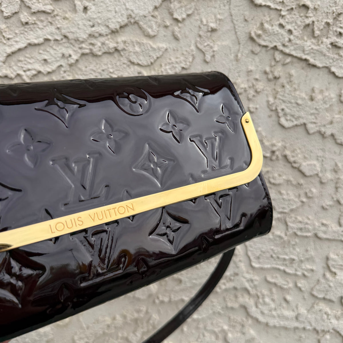 Louis Vuitton Vernis Amarante Rossmore MM Bag
