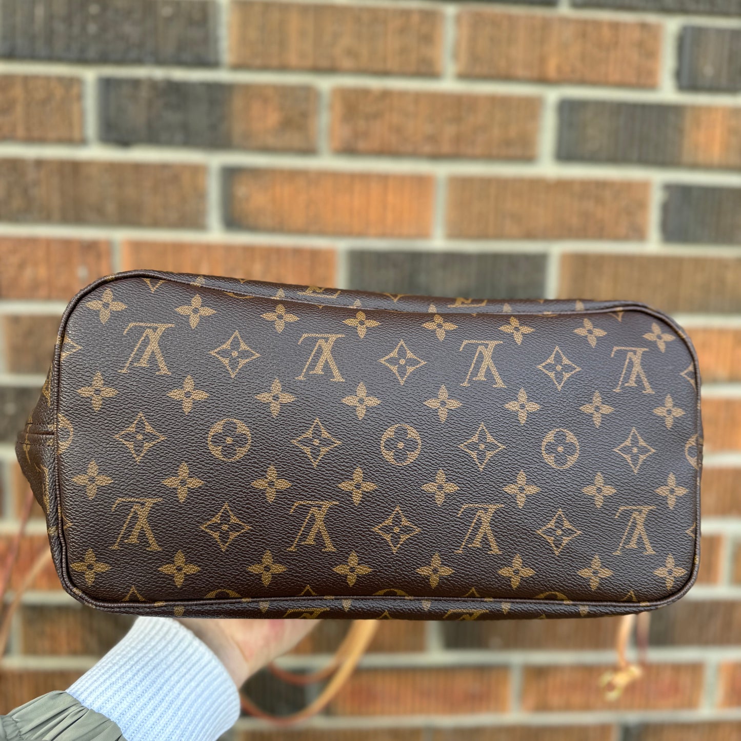 Louis Vuitton Neverfull Monogram MM Bag