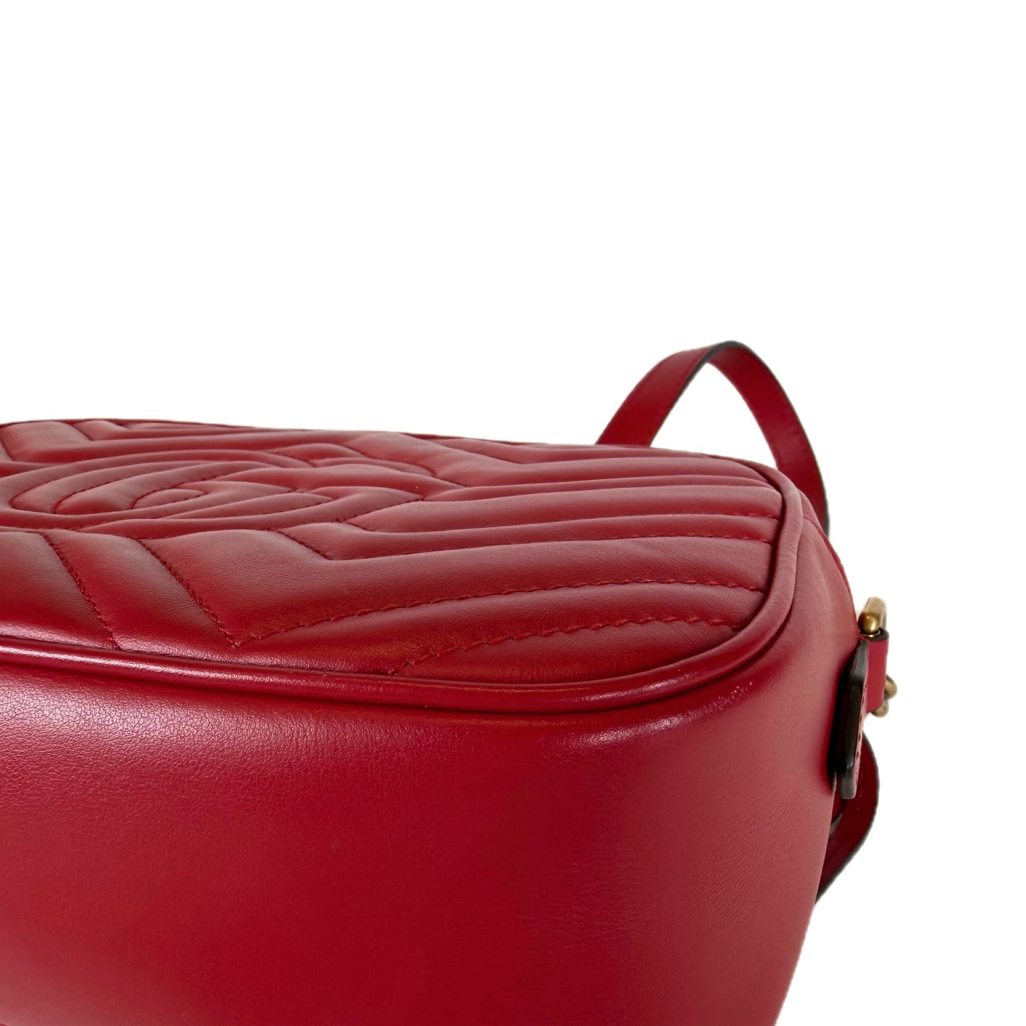 Gucci GG Marmont Matelassé Camera Bag