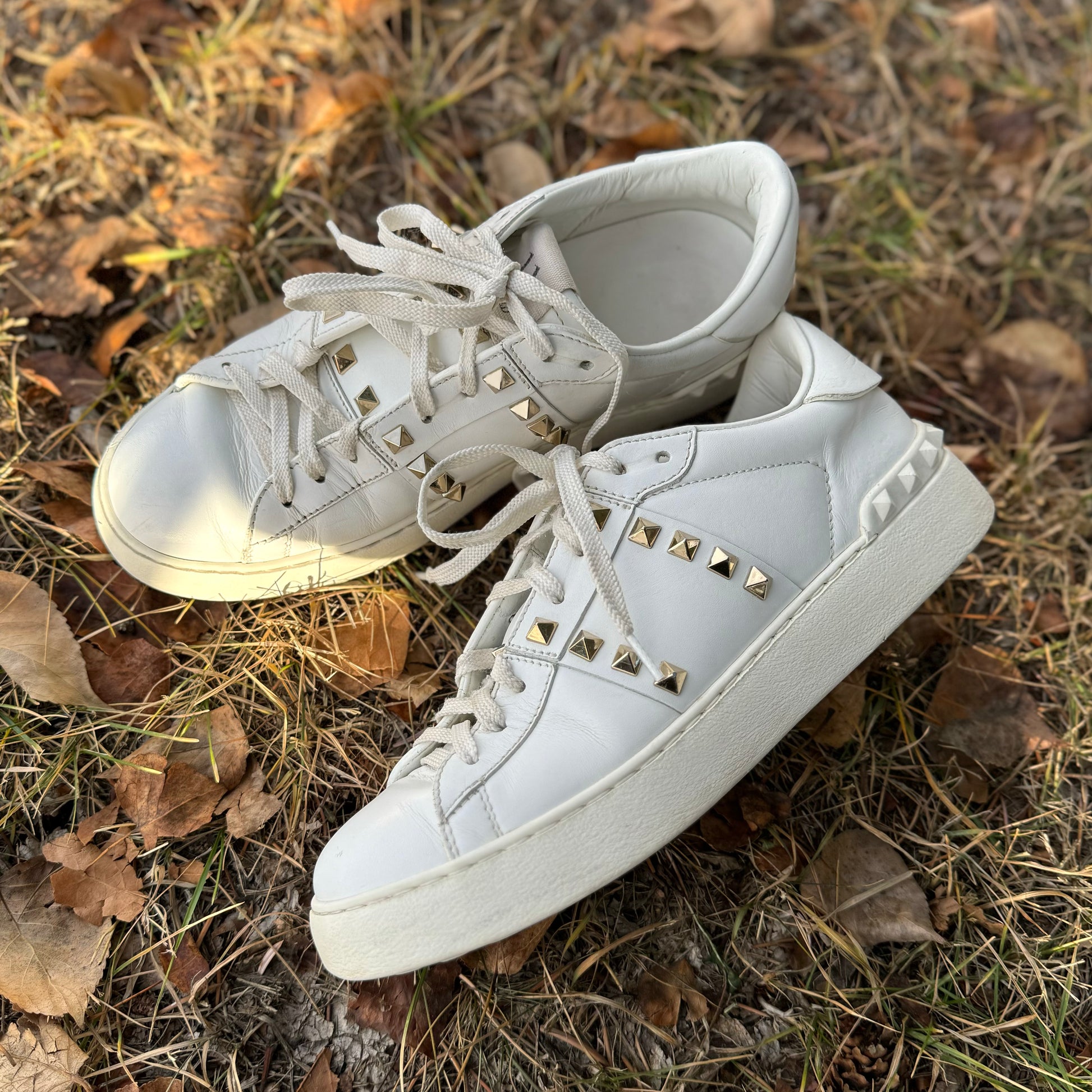 Valentino rockstud untitled 11 deals