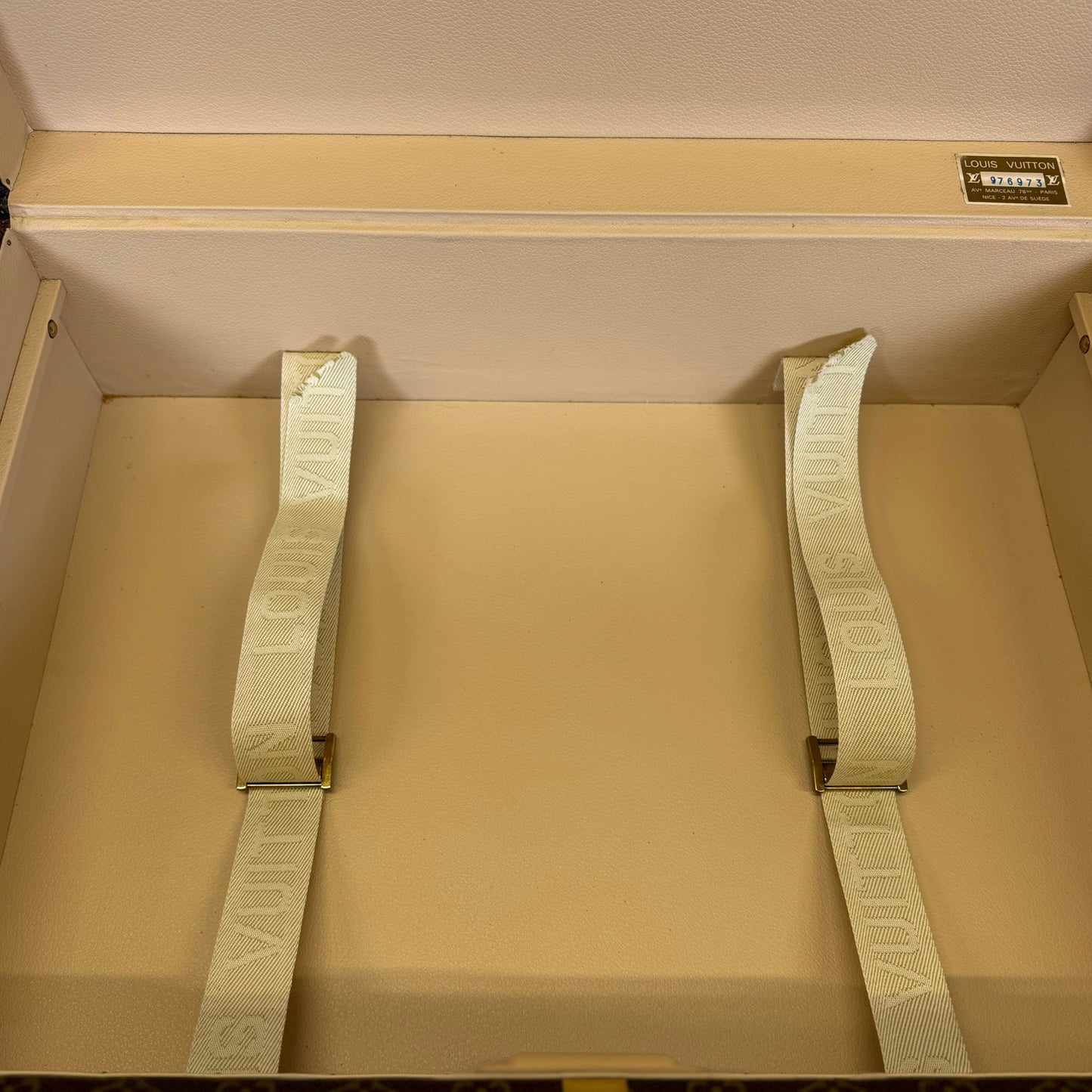 Louis Vuitton Alzer 60 Suitcase