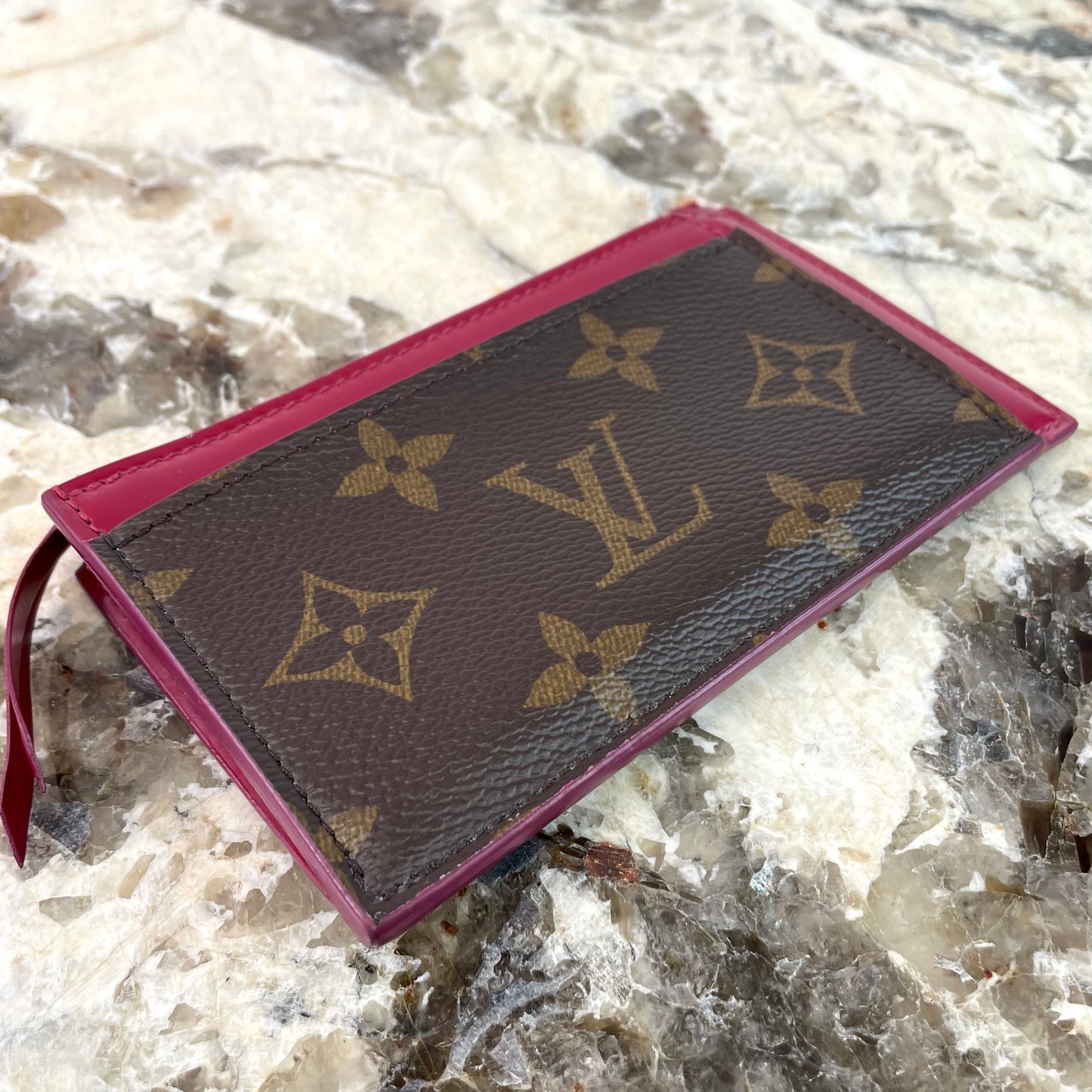 Louis Vuitton Card Holder – Wilder's Consignment House