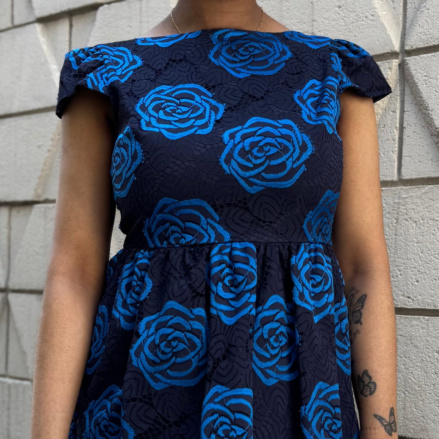 Alice + Olivia Rosebud Lace Babydoll Dress
