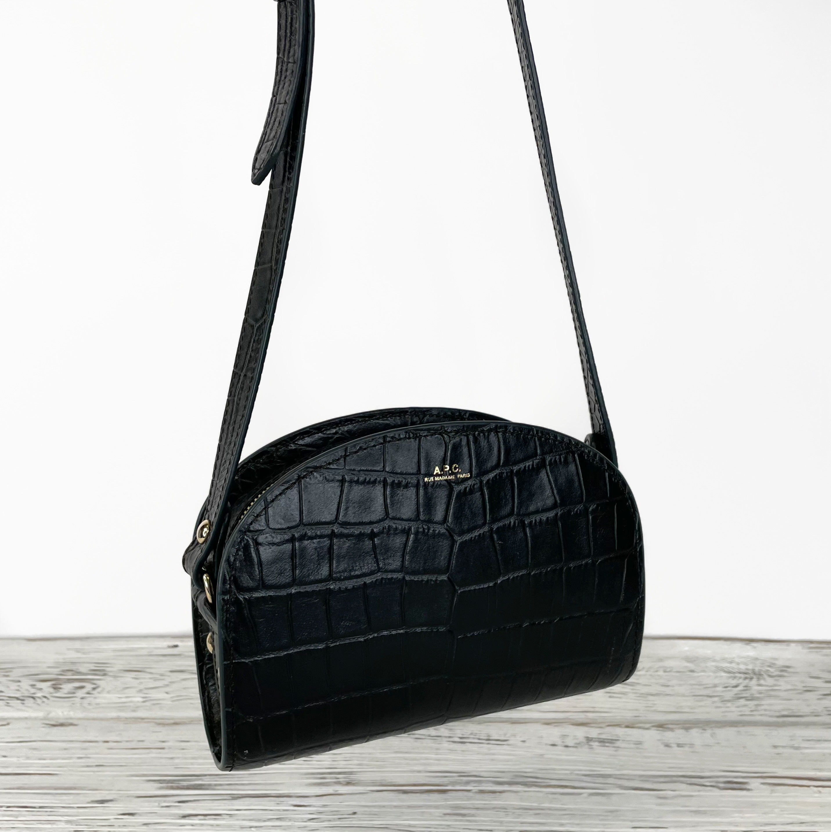 Sac apc clearance demi lune croco