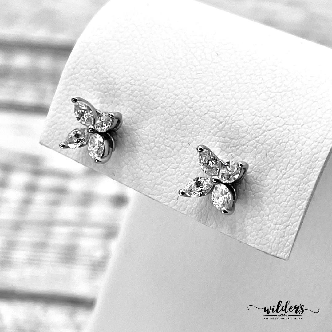 TIFFANY & CO. Cluster Butterfly Marquise Brilliant Cut Diamonds and Platinum Earrings