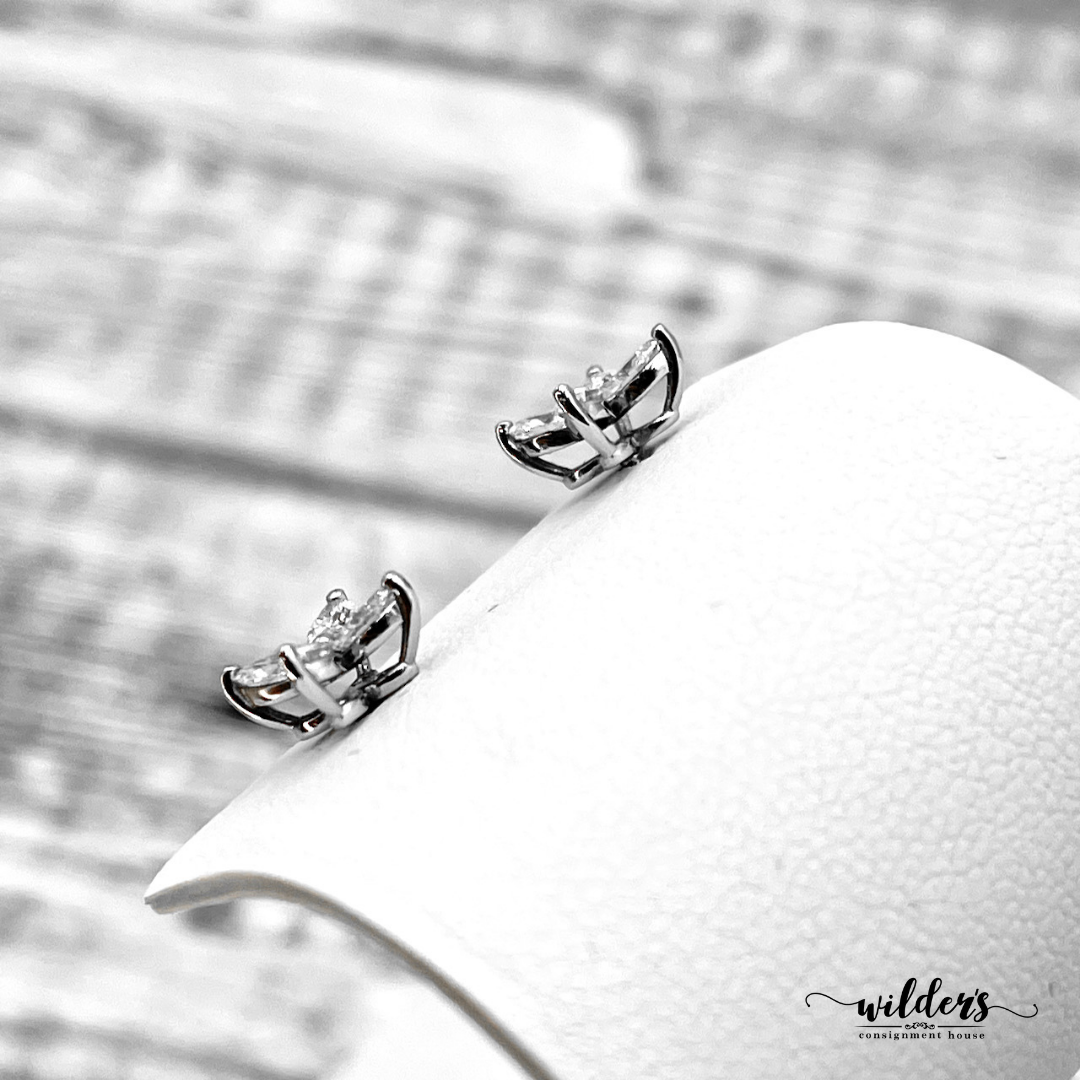 TIFFANY & CO. Cluster Butterfly Marquise Brilliant Cut Diamonds and Platinum Earrings