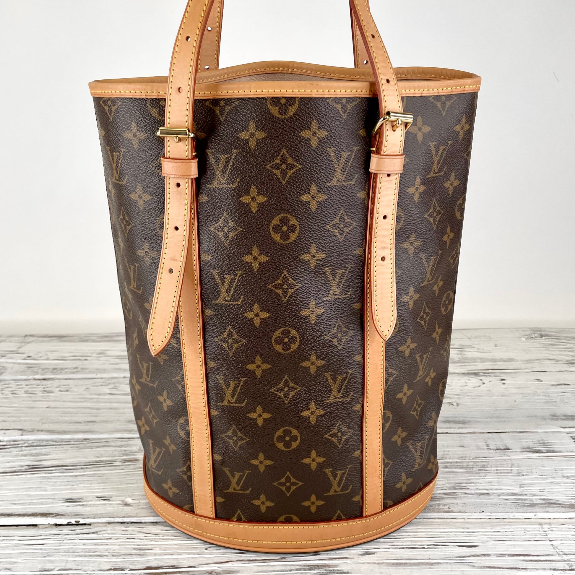 Louis Vuitton Noe Bucket GM Bag – Wilder's Consignment House